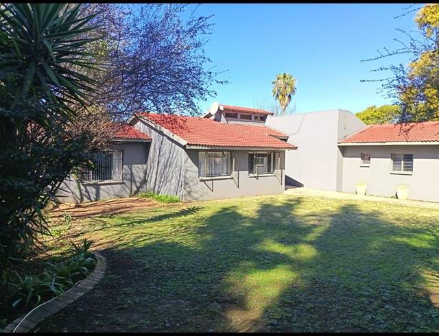 3 BEDROOM HOUSE FOR SALE IN BRACKENDOWNS